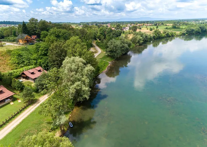 Zagreb, Kuca Za Odmor Swan River Holiday House