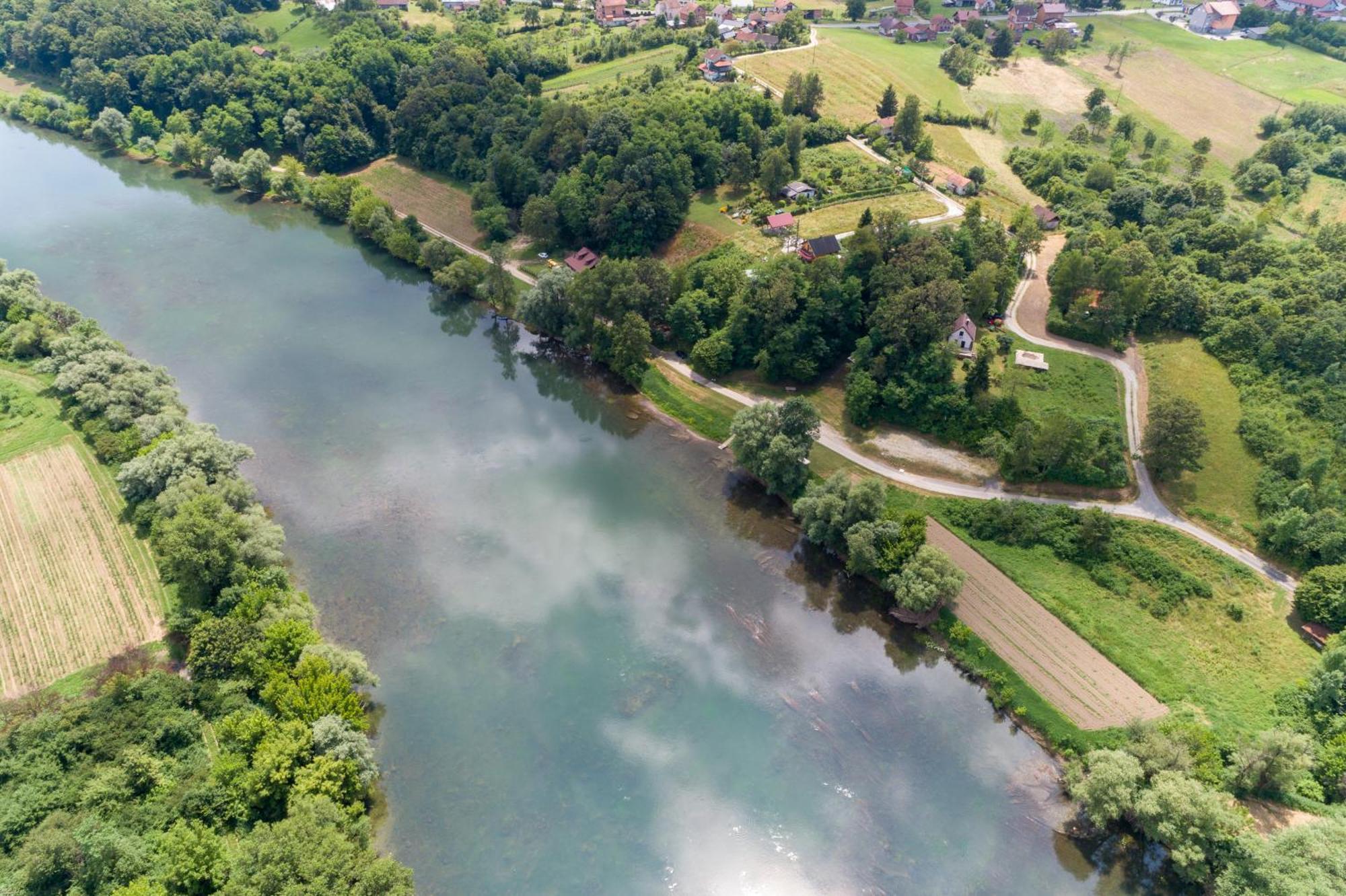 Zagreb, Kuca Za Odmor Swan River House