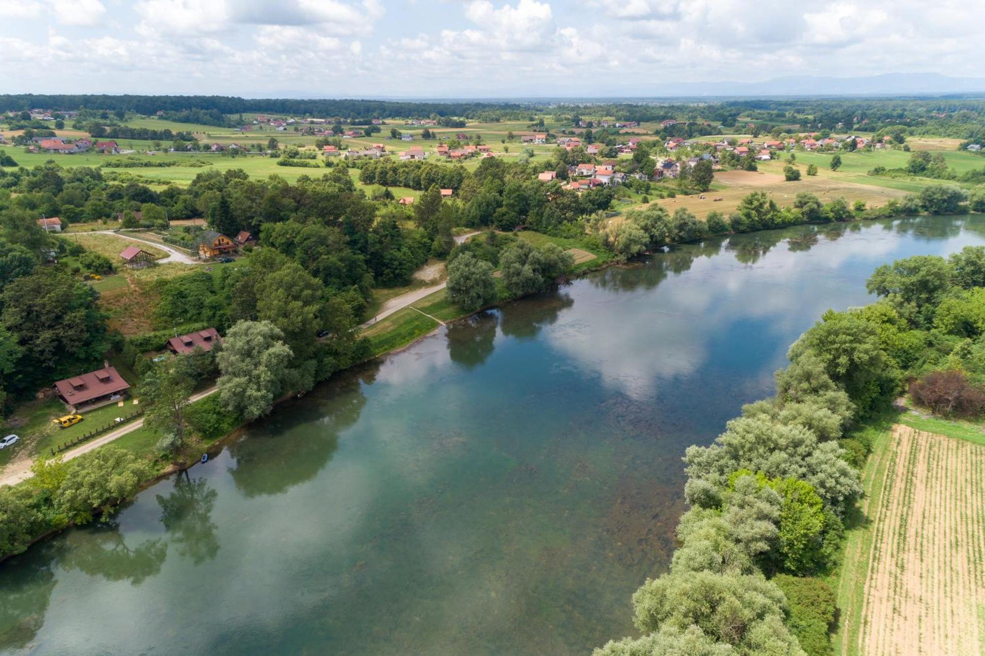 Zagreb, Kuca Za Odmor Swan River House Lasinja