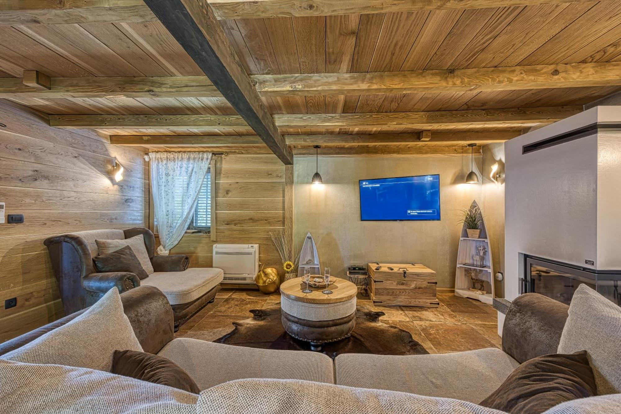 Zagreb, Kuca Za Odmor Swan River House Holiday home *